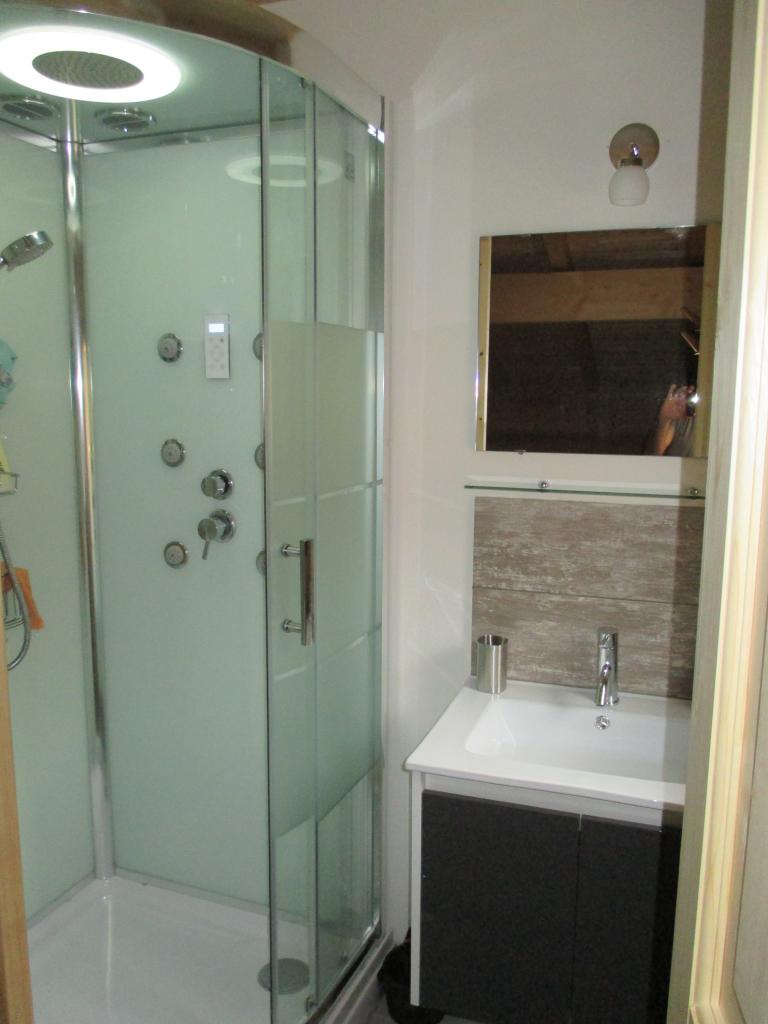 Salle de douche privative